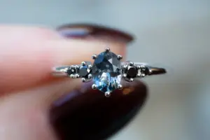 harbor setting with grey spinel and black diamonds