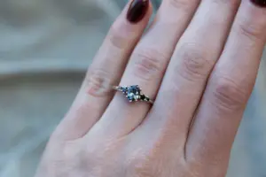harbor setting with grey spinel and black diamonds