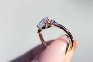 enchanted forest 1ct oval lab diamond