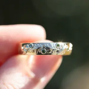 oak leaf unisex wedding band 5mm wide