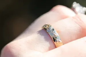 oak leaf unisex wedding band 5mm wide